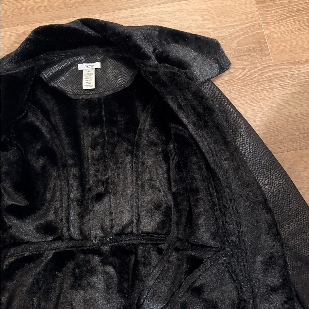 Cache Shimmering Black Leather Jacket - image 2